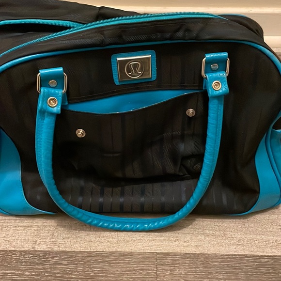 Retro Lululemon bowling bag - Picture 1 of 6